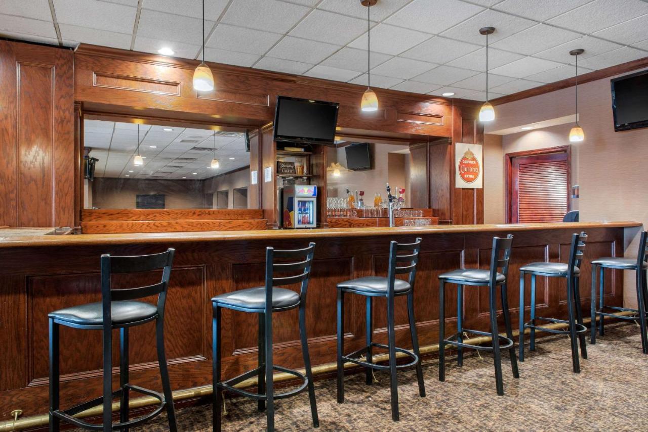 Clarion Hotel Indianapolis Zewnętrze zdjęcie